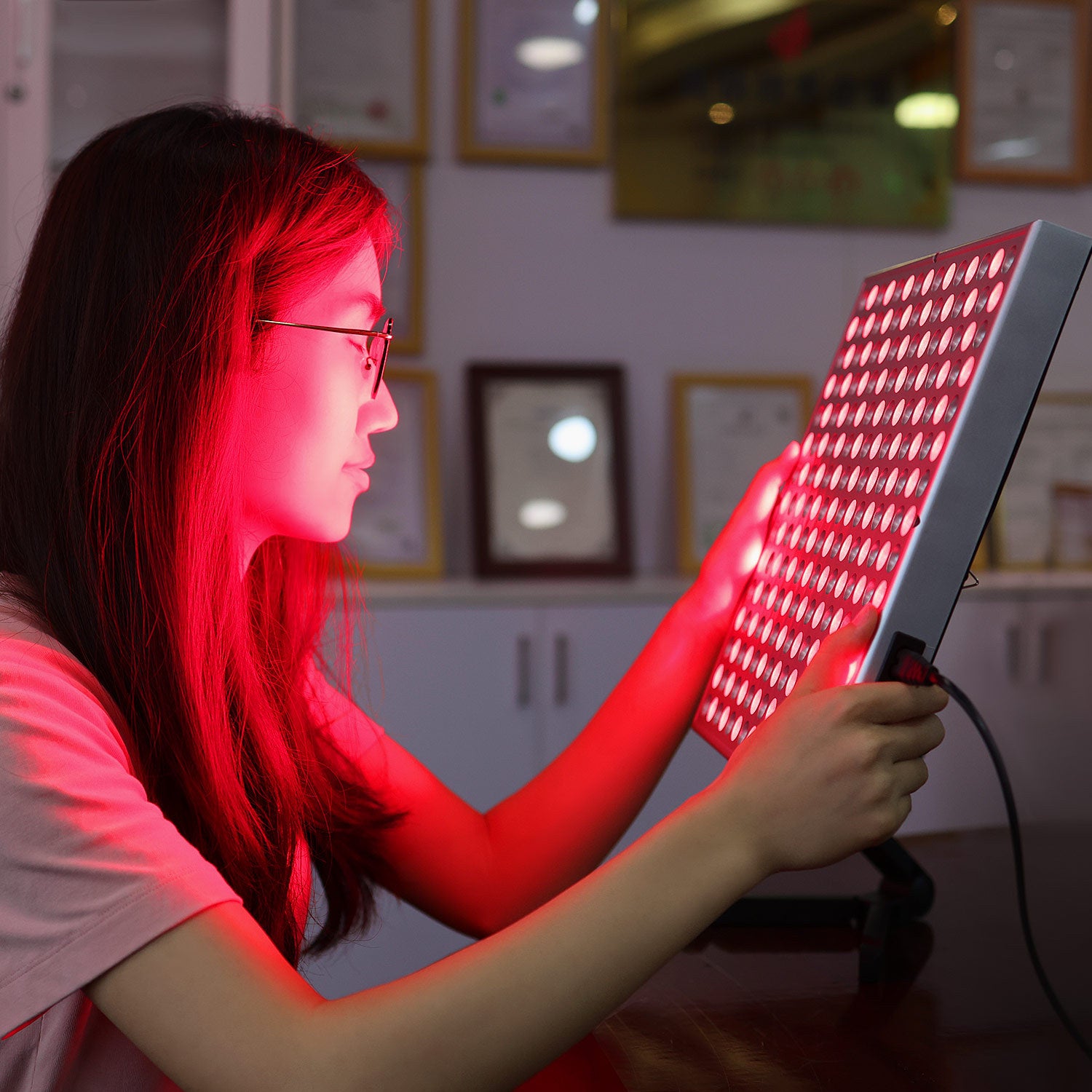 LED red light physiotherapy beauty panel light infrared baking light red light infrared physiotherapy light headlight beauty instrument